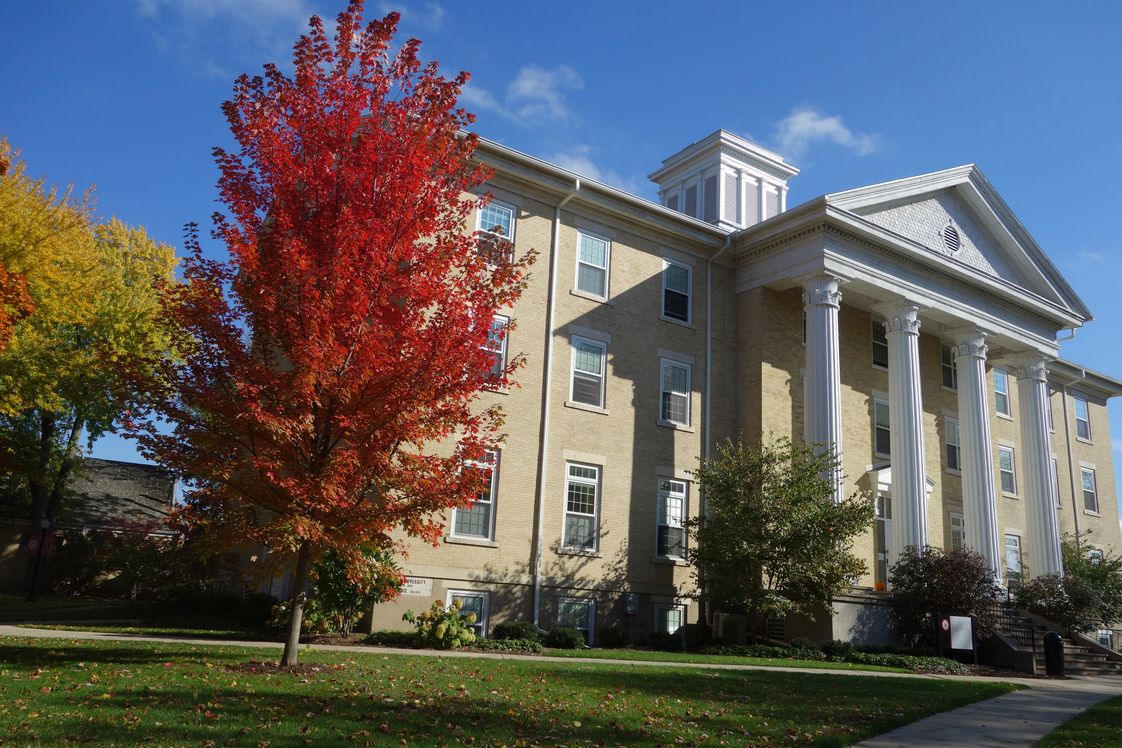 WAYLAND ACADEMY Trường trung học nội trú tốt nhất bang Wisconsin TEC