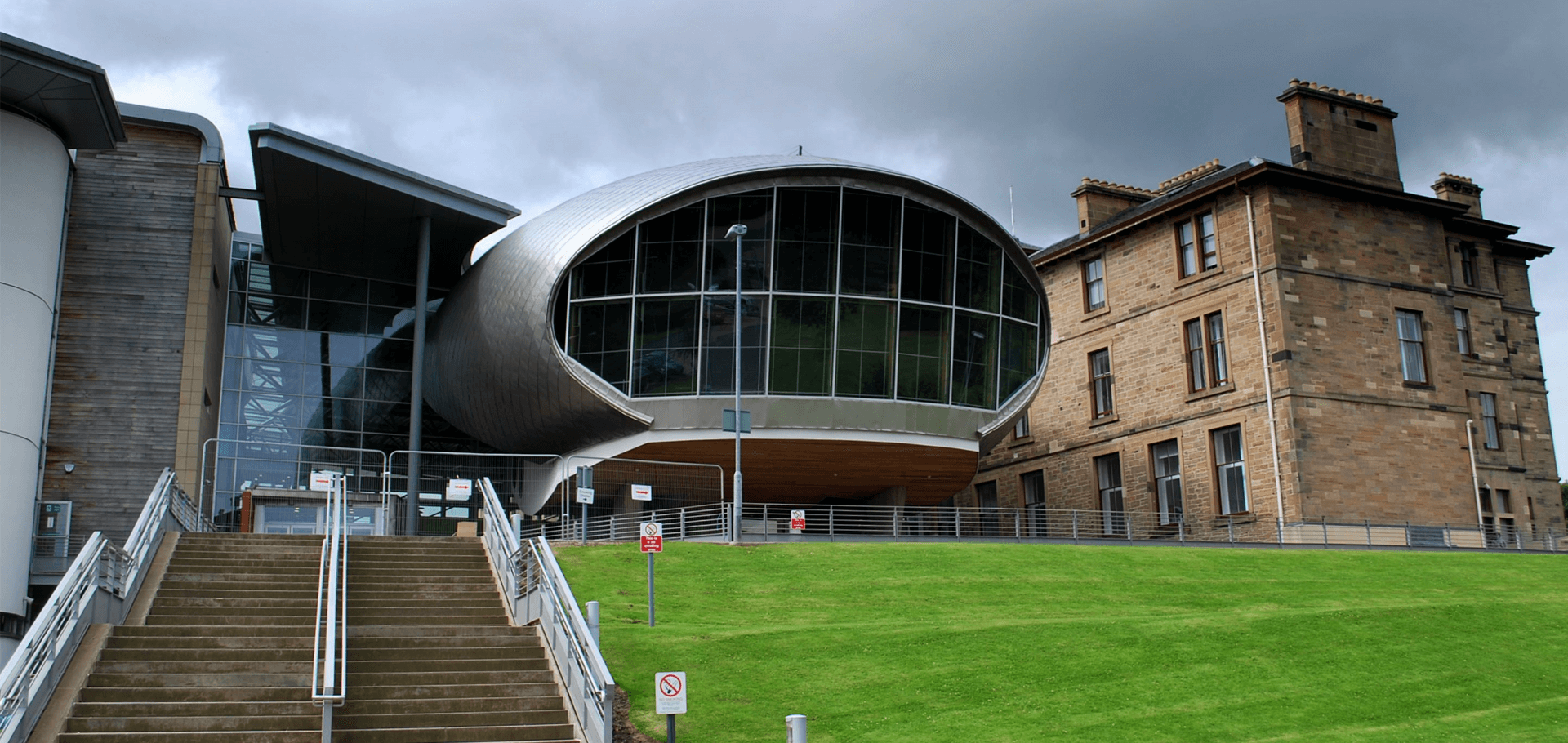 Trường Đại học Edinburgh Napier (Edinburgh Napier University) - TEC